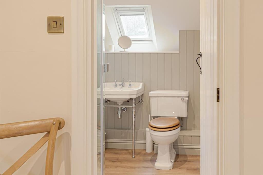 East Barn Cottage - Refurbished Barn Conversion! Weston Subedge Esterno foto