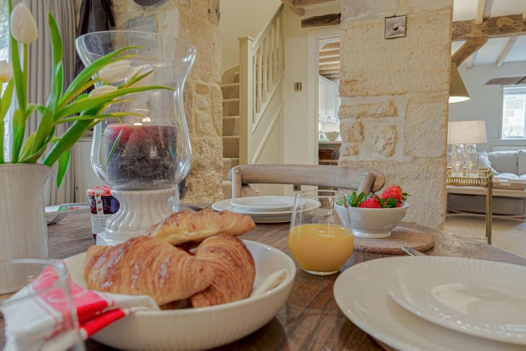 East Barn Cottage - Refurbished Barn Conversion! Weston Subedge Esterno foto