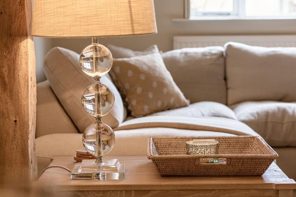 East Barn Cottage - Refurbished Barn Conversion! Weston Subedge Esterno foto